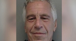 Ujawniono e-maile Epsteina. Pisał o katastrofie smoleńskiej i Tusku