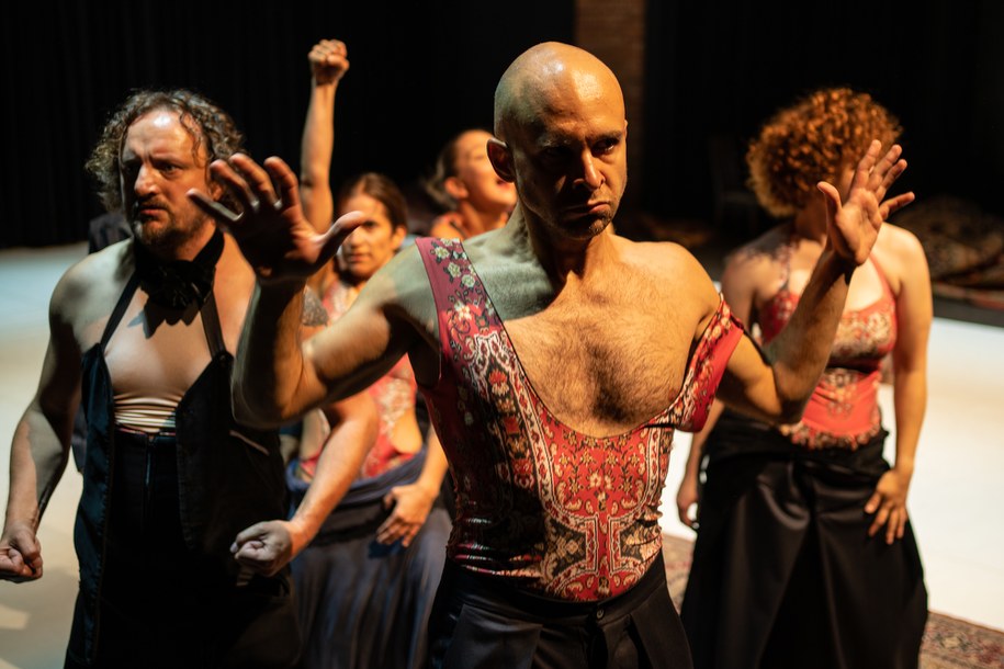 Ujęcie z próby medialnej spektaklu "Ragnarok" /Fot. Marcin Korbus /Materiały prasowe