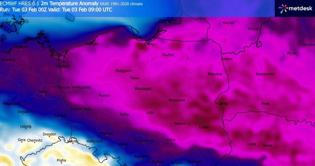 Ujemna anomalia temperatur obejmie zdecydowaną większość kraju. Na południu jednak widać początki ocieplenia /WXCharts /