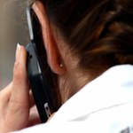 UKE: Stawki MTR telefonii komórkowej - obniżane do 2012 r.