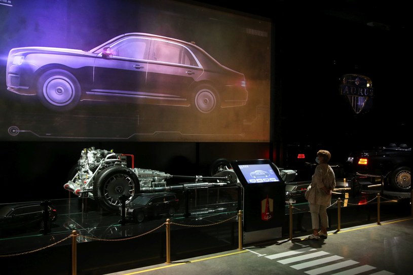 Układ napędowy Aurusa bazuje na rozwiązaniach Porsche /Getty Images