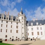 Ukradli relikwiarz królowej Francji, kiedy strażnik muzeum spał