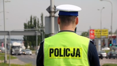 Ukradli samochód i uciekli. Policja szuka sprawców napadu na taksówkarza