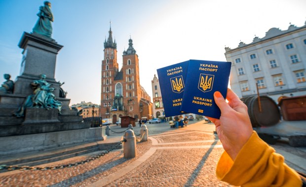 Ukraina i Mołdawia z nowym rokiem przybliżyły się do UE