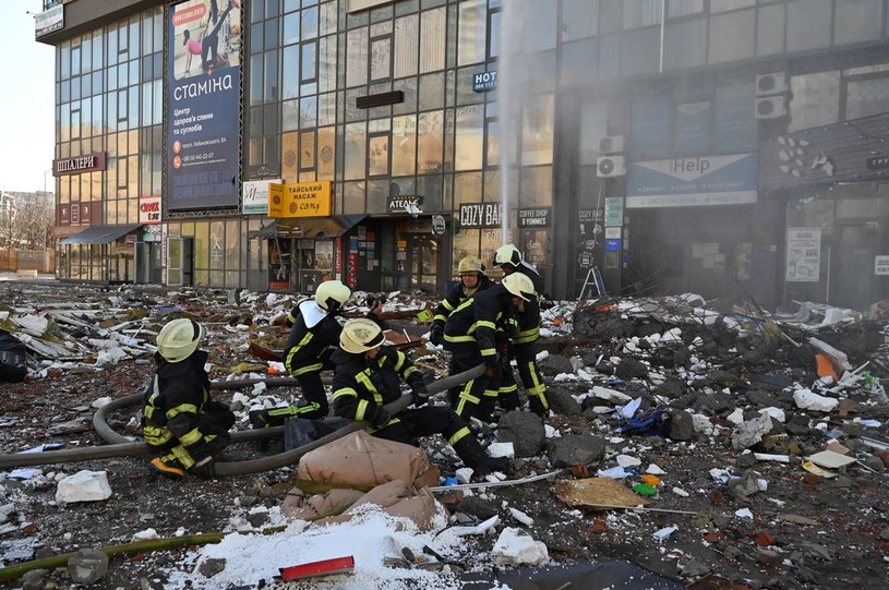 Ukraina. Kijów po ostrzale rakietowym /GENYA SAVILOV / AFP /AFP