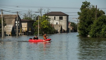 Ukraina: Trzy ofiary śmiertelne zniszczenia tamy na Dnieprze