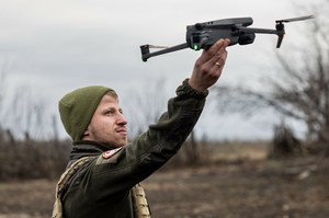 Ukraina tworzy oddział uderzeniowy 1000 dronów-snajperów. Zbiórka ruszyła