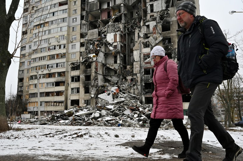 Ukraina w UE? Niemcy wystawili hipotetyczny rachunek. Na zdj. zniszczenia w Charkowie /SERGEY BOBOK/AFP /AFP