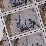 Ukraina wydaje znaczek pocztowy z reprodukcją muralu Banksy’ego