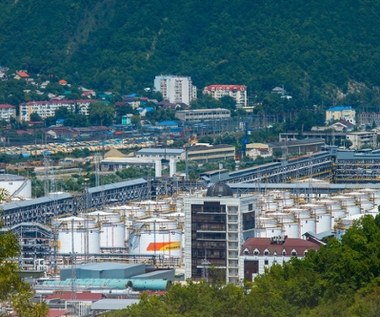 Ukraina zaatakowała w nocy rosyjską rafinerię w Tuapse. Trwa ewakuacja