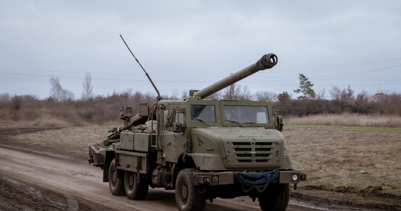 Ukraina zapowiada produkcję kluczowej amunicji 155 mm do artylerii. Jest w tym duży problem /ANDRE LUIS ALVES / ANADOLU / Anadolu via AFP /AFP