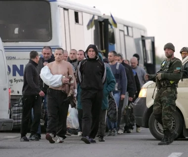Ukraina: Zwolniono ponad tysiąc zakładników