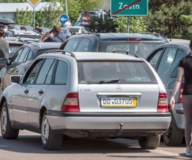 Ukraińcy nadal będą mogli sprowadzać auta bez opłat. Przepisy przedłużone