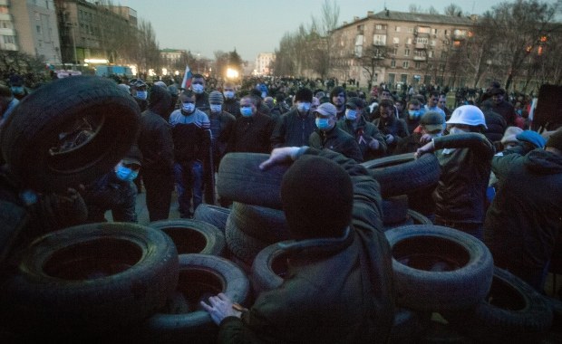 "Ukraińcy powitają rosyjskie wojsko chlebem i solą"
