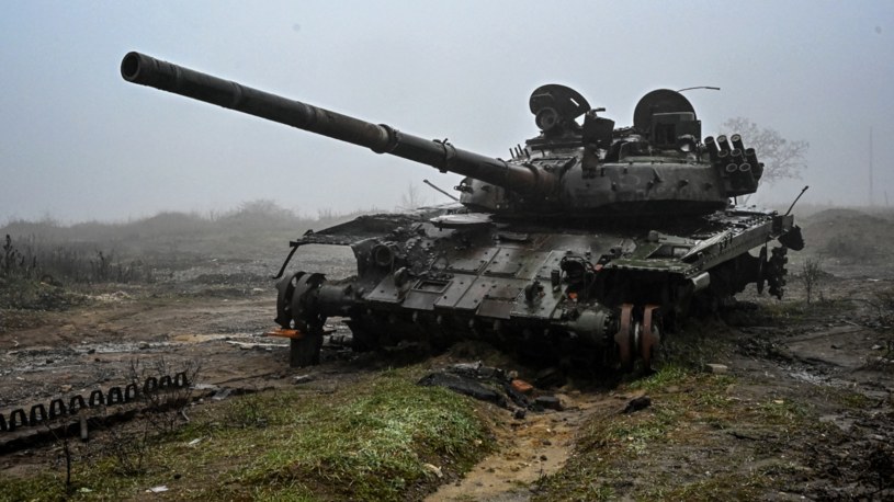 Ukraińcy rozbili rosyjską kolumnę pancerną /SERGEY BOBOK/AFP /AFP