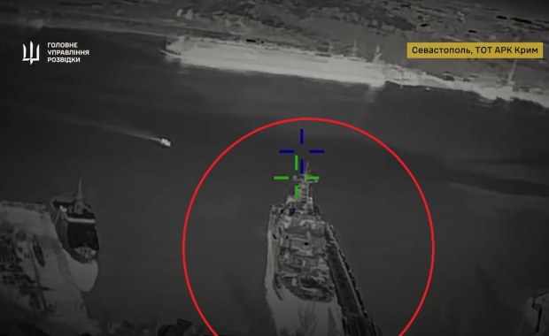 Ukraińcy uderzyli w rosyjskie okręty desantowe. Pokazali nagranie