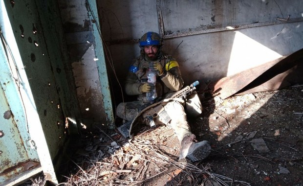 Ukraińcy z Awdijiwki w rosyjskiej niewoli. Ich liczba poraża