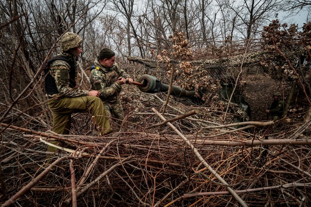 Ukraińscy artylerzyści na terenie obwodu zaporoskiego /Kateryna Klochko /PAP/EPA