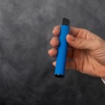 Ukraińscy ochotnicy dają e-papierosom nowe życie na froncie