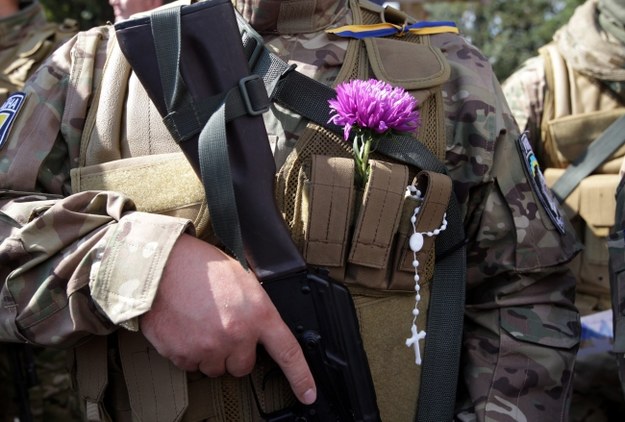 Ukraińscy ochotnicy, którzy wyjeżdżają z Kijowa, by walczyć z separatystami /TATYANA ZENKOVICH  /PAP/EPA
