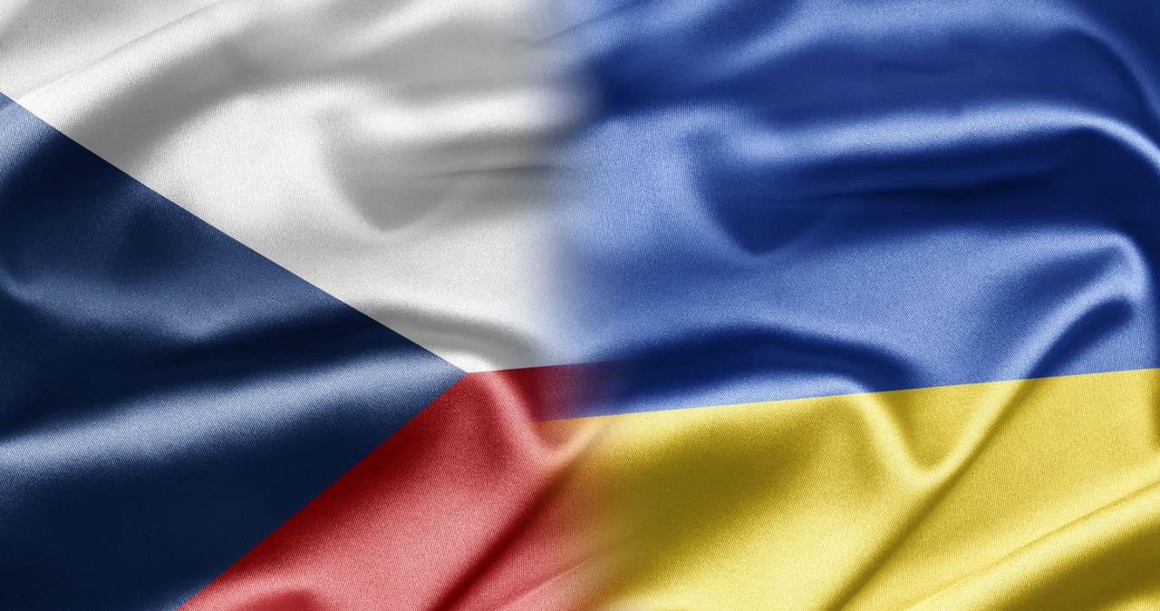 Ukraińscy pracownicy wjeżdżają do Czech przez Polskę... /123RF/PICSEL