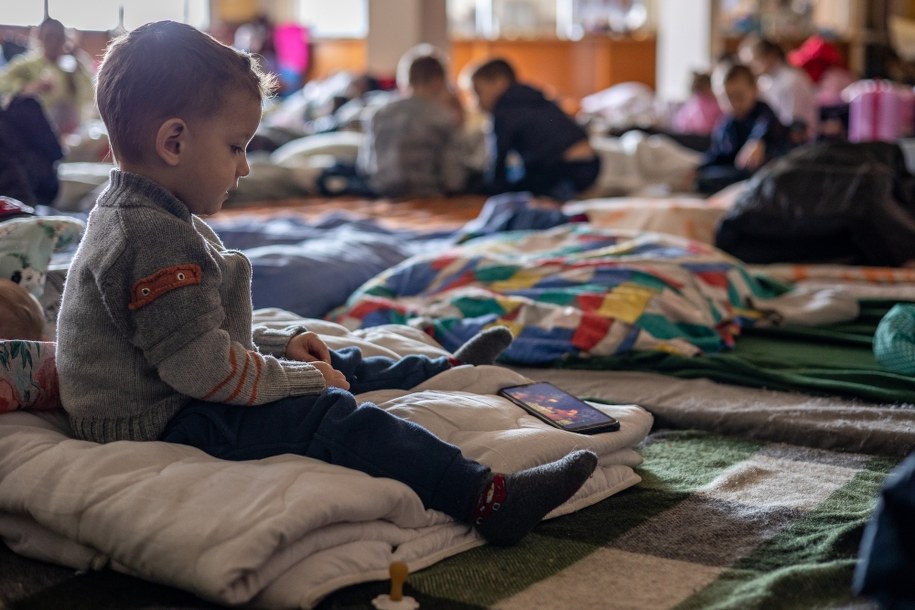 Ukraińscy uchodźcy na zdjęciu ilustracyjnym /Shutterstock