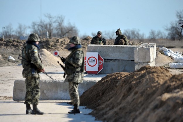 Ukraińscy żołnierze na Krymie /IVAN BOBERSKYY /PAP/EPA