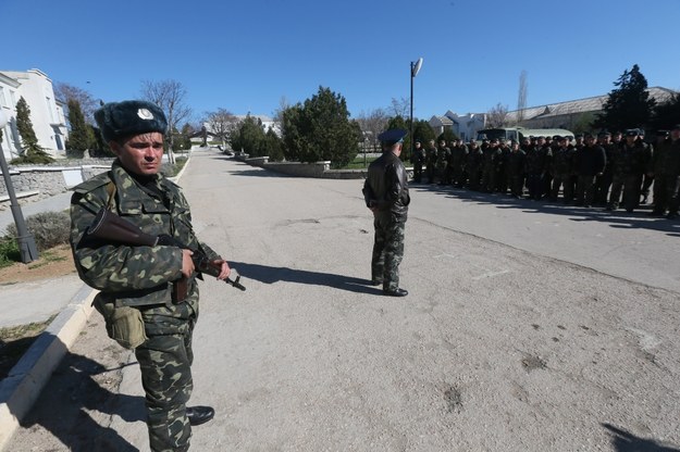 Ukraińscy żołnierze na Krymie /Sergei Ilnitsky /PAP/EPA