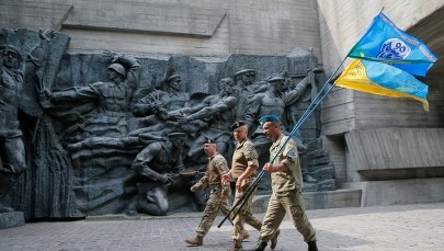 Ukraińscy żołnierze uciekli z wódką i arbuzem? 