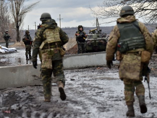 Ukraińscy żołnierze w regionie donieckim /AFP