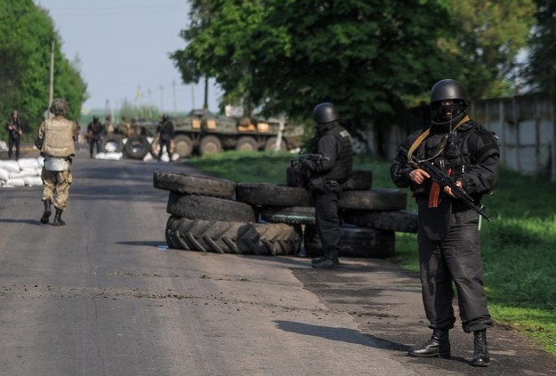 Ukraińscy żołnierze w Słowiańsku /ROMAN PILIPEY /PAP/EPA