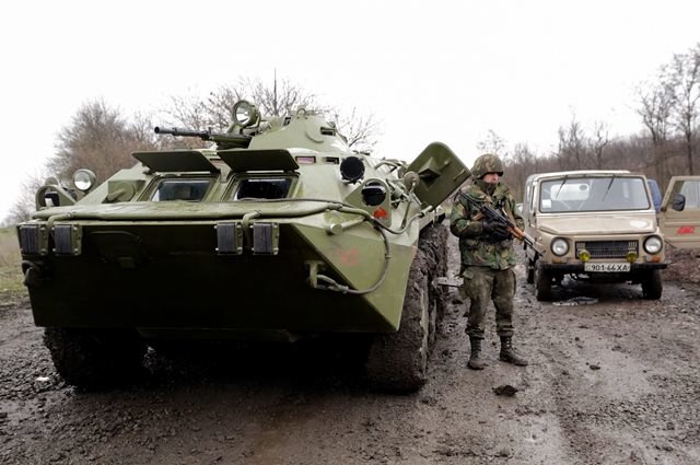 Ukraińscy żołnierze w trakcie patrolu /ANASTASIA VLASOVA /PAP/EPA