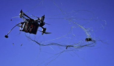 Ukraińska firma pokazała netgun Chipa. Siatka, która ma zatrzymać drony 