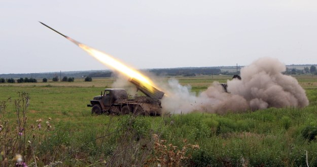 Ukraińska wieloprowadnicowa wyrzutnia rakietowa BM-21 Grad /Vyacheslav Madiyevskyy / Ukrinform /PAP