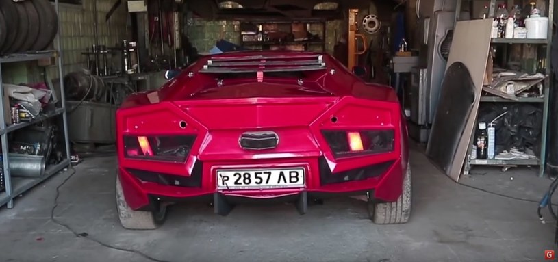 Ukraiński konstruktor zbudował replikę Lamborghini w garażu, użyczonym przez kolegę /Gazeta.ua /YouTube