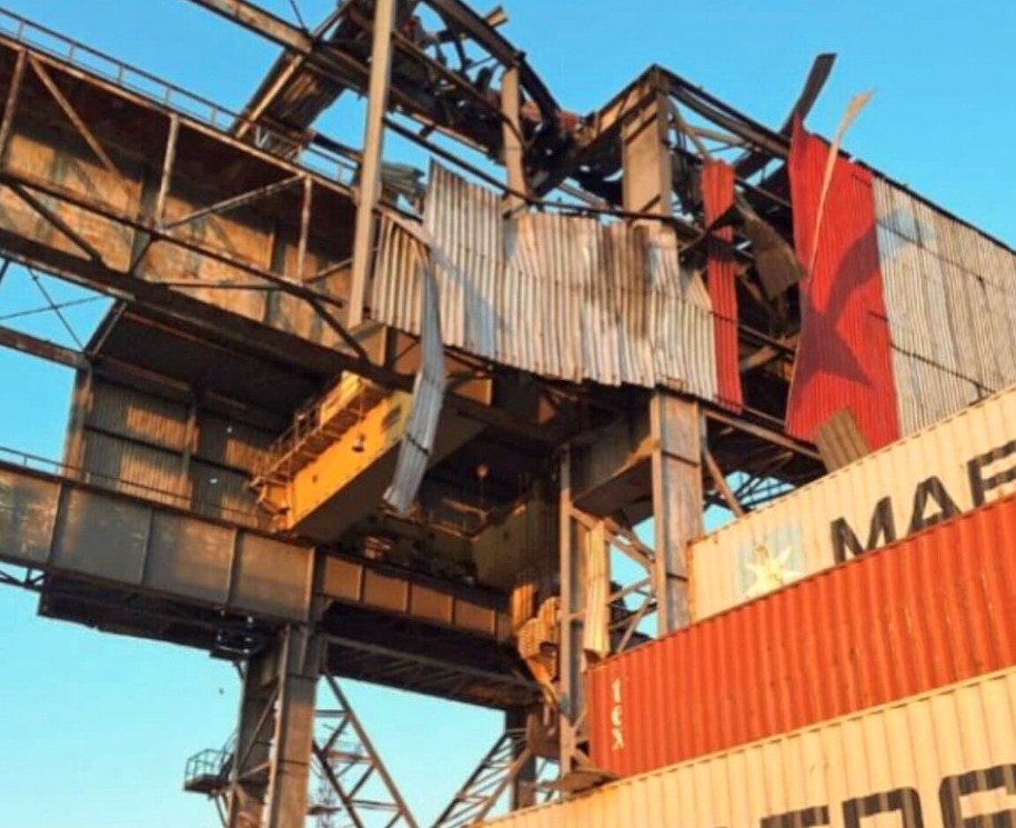 Ukraiński port u ujścia Dunaju po ataku rosyjskich dronów /UKRAINE'S OPERATIONAL COMMAND SOUTH HANDOUT /PAP/EPA