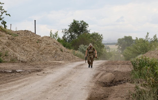 Ukraiński żołnierz w okolicach Bachmutu /ALEX BABENKO /PAP/EPA