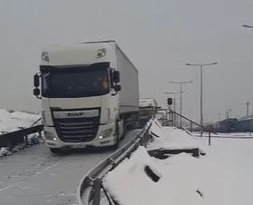 Ukraińskie ciężarówki w  Polsce/ FB Ukrzaliznytsia/Zrzut ekranu /Facebook