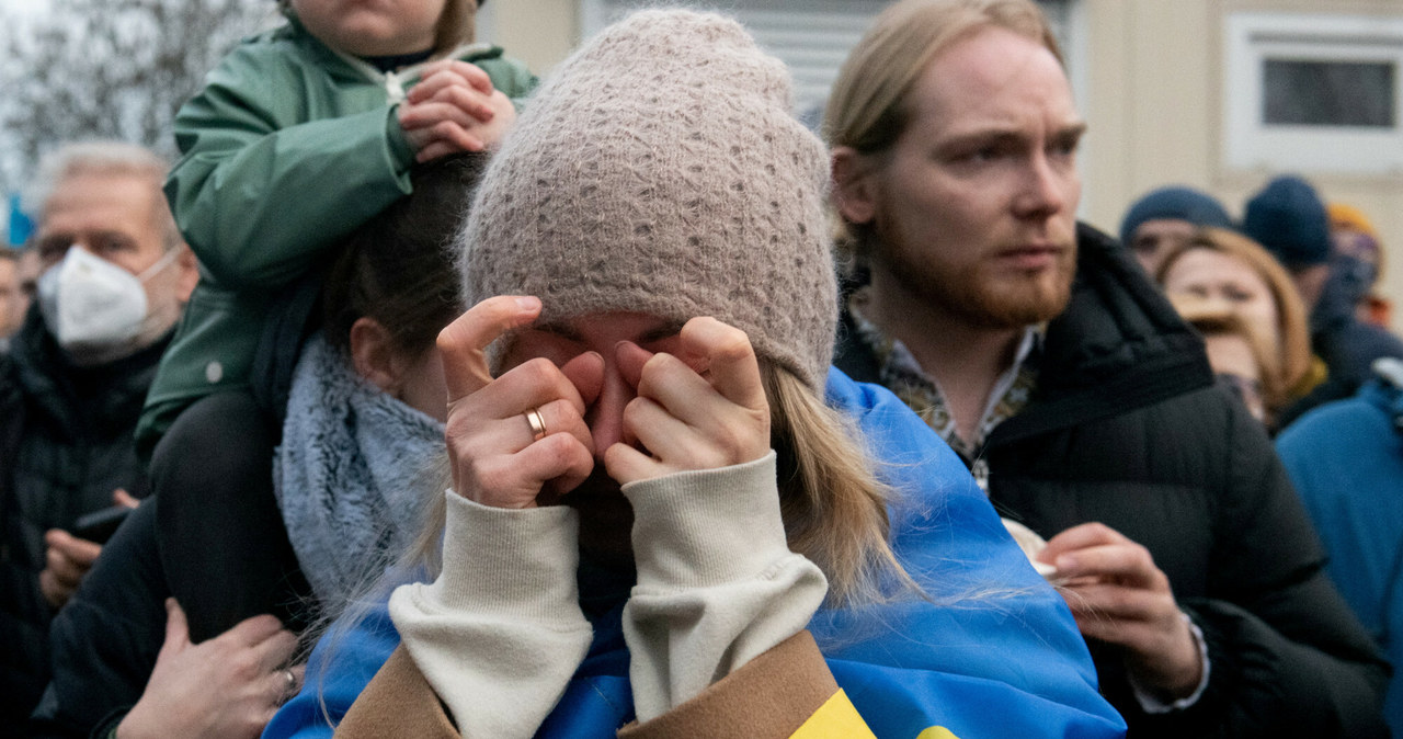 Ukraińskie kobiety nieprzerwanie przeżywają swoją tragedię, związaną z wojną /Łukasz Gdak /East News