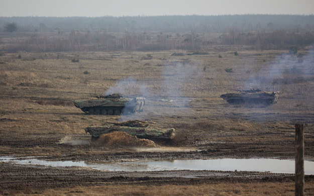 Ukraińskie wojska podczas ćwiczeń /PAP/EPA