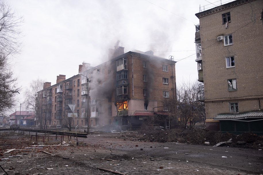 Ukraińskie wojsko kontroluje kluczową drogę do Bachmutu /EUGENE TITOV /PAP