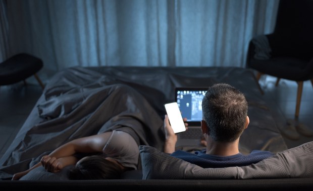 Ukryta epidemia, która niszczy rodziny i zdrowie. Co piąty Polak jest pracoholikiem