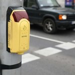 Ukryta funkcja przełącznika świateł dla pieszych. Znajdziesz ją pod spodem