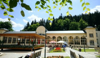 Ukryte w górach uzdrowisko przyciąga kuracjuszy z całej Europy. To prawdziwa perełka