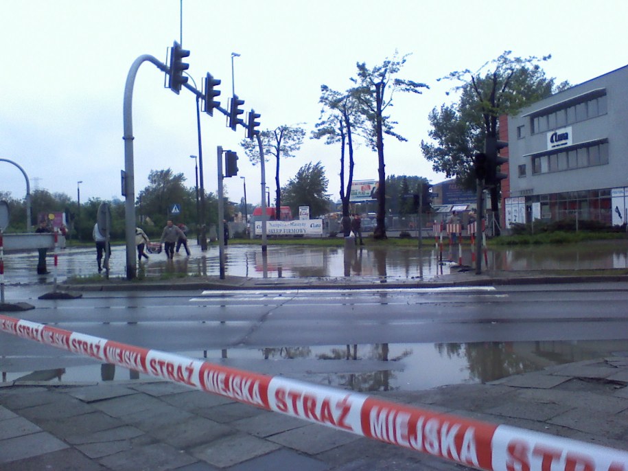 Ul. Nowohucka, zdjęcie z Gorącej Linii RMF FM &nbsp; /Tiagusia /poboczem.pl