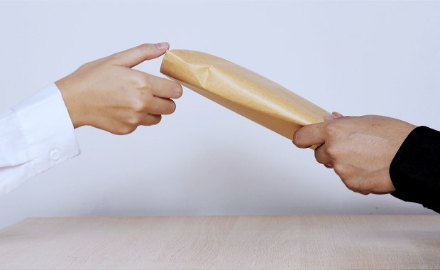 Ułaskawienie za łapówkę? Znajomy Dudy wśród zatrzymanych