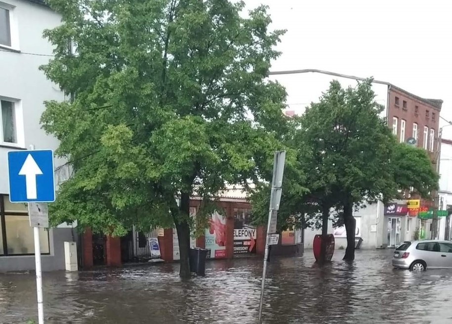 Ulewa w Myszkowie /Gorąca Linia /