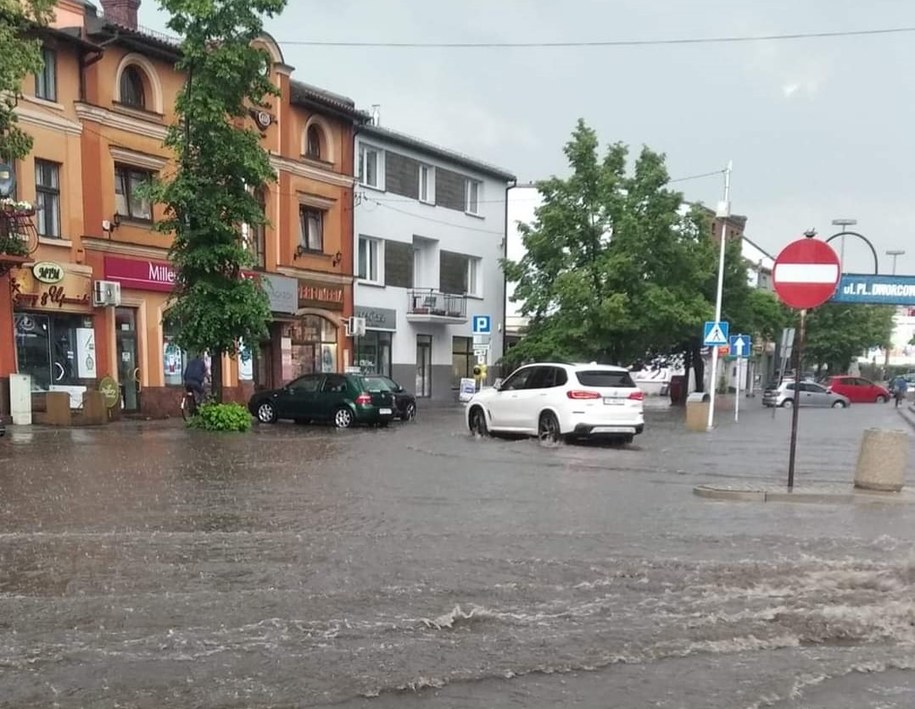 Ulewa w Myszkowie /Gorąca Linia /