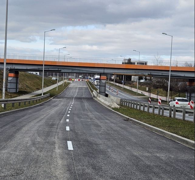 Ulica 9 Dywizji Piechoty /Urząd Miasta Rzeszowa /