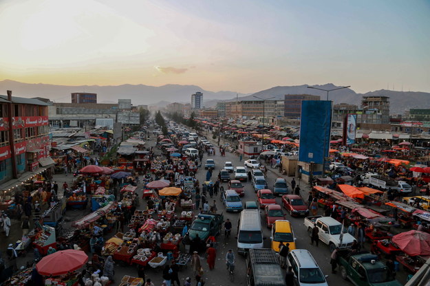 Ulica Kabulu, stolicy Afganistanu. /STRINGER /PAP/EPA